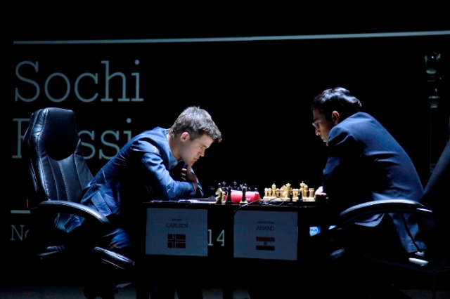 Magnus Carlsen beats Anand in World Chess Championship Game 6 - India Today